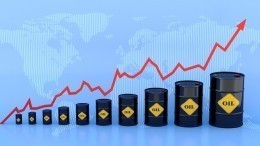 Цены на нефть показывают высокий рост на фоне снижения запасов сырья в США