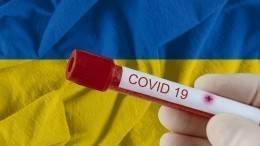 Привитых «Спутником V» иностранцев отказались пускать на Украину