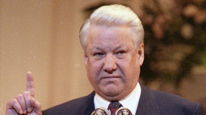 Руцкой рассказал о попытке арестовать Ельцина после распада СССР