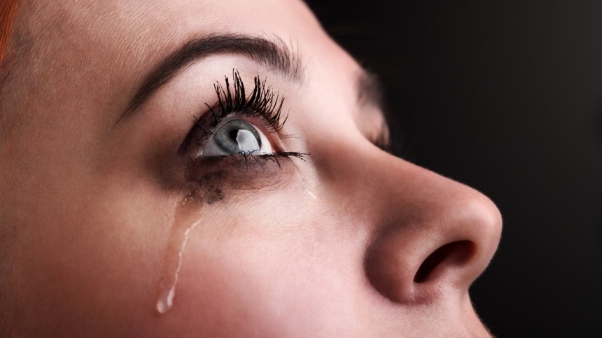 Как по слезам можно выявить развитие рака? — объясняет врач
