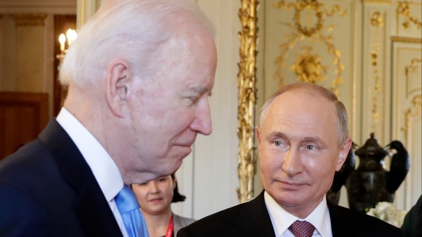 «Надо очень внимательно с ним работать»: Путин рассказал о встрече с Байденом