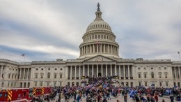 Новое шокирующее видео штурма Капитолия опубликовал Минюст США