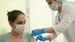 Рекордная вакцинация в Москве: запись на прививку увеличилась в десять раз