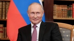 «Верю в вашу энергию и таланты!» — Путин поздравил российских выпускников