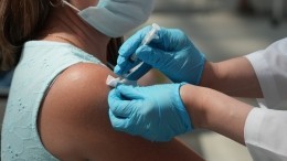 В Кремле прокомментировали предложение Поповой о вакцинации всего населения
