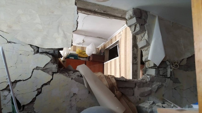 Взрыв прогремел в многоэтажном доме в Барнауле