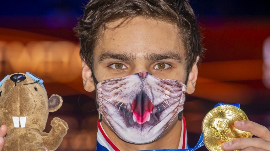 Раскрыта причина желания пловца Рылова получать медаль в маске котика