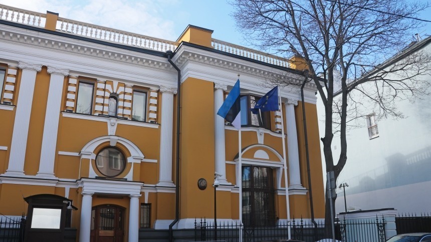 РФ высылает сотрудника посольства Эстонии в недельный срок