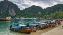 Привитым «Спутником V» россиянам разрешат въезд на курорты Таиланда