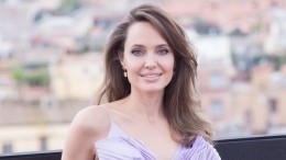 Анджелина Джоли завела Instagram для поддержки жителей Афганистана