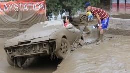Грязевой сель в Дагестане сносил автомобили вместе с людьми