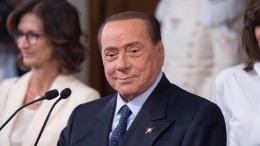 Сильвио Берлускони госпитализирован в больницу Милана