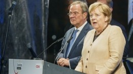 Меркель освистали на прощальной встрече с избирателями: «Нет диктатуре!»