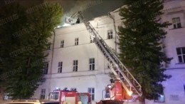 Видео с места пожара в московском общежитии