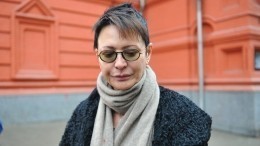 Алла Пугачева поддержала Ирину Хакамаду после смерти мужа