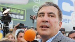 Саакашвили пробрался в Тбилиси, спрятавшись в грузовике