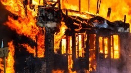 Число погибших при пожаре в частном доме в Кургане возросло до шести