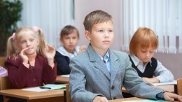 Школьники Петербурга на практике изучили работу АЗС