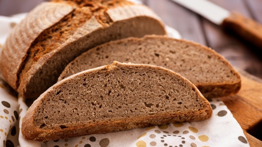 Диетолог рассказала, сколько хлеба можно есть в день