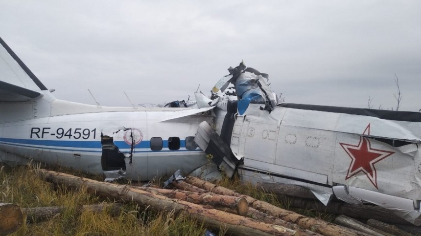 Опубликованы переговоры пилотов рухнувшего в Татарстане l-410 с диспетчером
