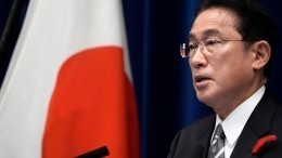 Премьер Японии прервал поездку по стране из-за ракетных испытаний КНДР