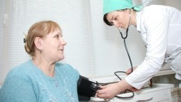 Убивает исподтишка: кардиолог перечислил смертельные последствия гипертонии