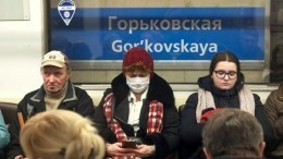 Сотни петербуржцев получили штрафы за отсутствие масок в транспорте