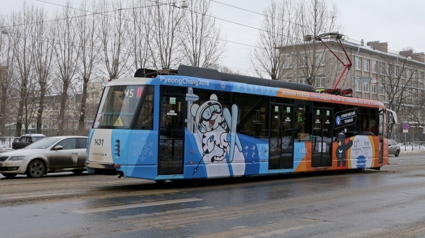 Два трамвая столкнулись на юге Петербурга