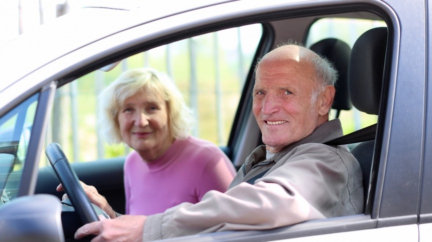 В Госдуме предложили облегчить жизнь пожилым водителям