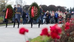 Ветераны стран-победительниц во Второй мировой возложили цветы к мемориалу в Петербурге