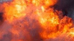 Огненный шар! Момент мощного взрыва здания кафе в казахстанском Актау попал на видео