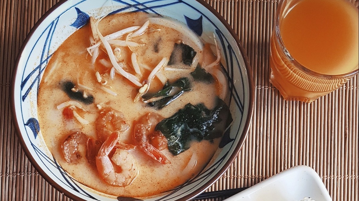 Домашний суп Том Ям с кокосовым молоком
