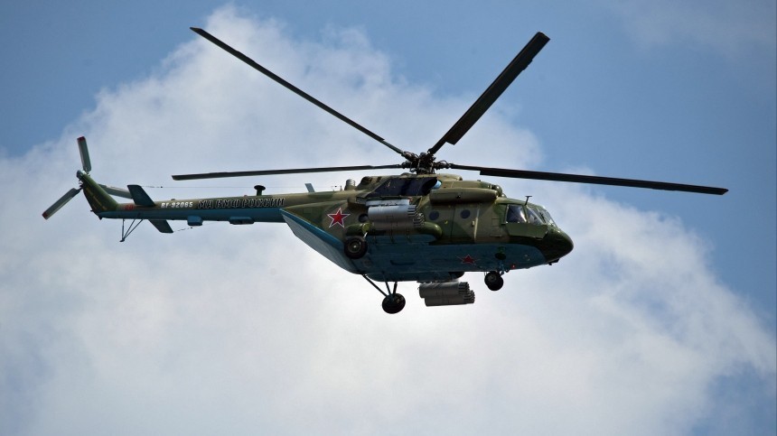 Вертолет Ми-8 совершил аварийную посадку в Красноярском крае