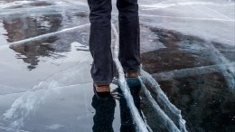 Житель Уфы спас провалившуюся под лед семилетнюю девочку