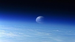 Роскосмос опубликовал видео самого долгого за последние 500 лет лунного затмения
