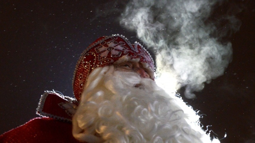 Дед Мороз рассказал о своей семье, отчестве и желаниях взрослых на Новый год
