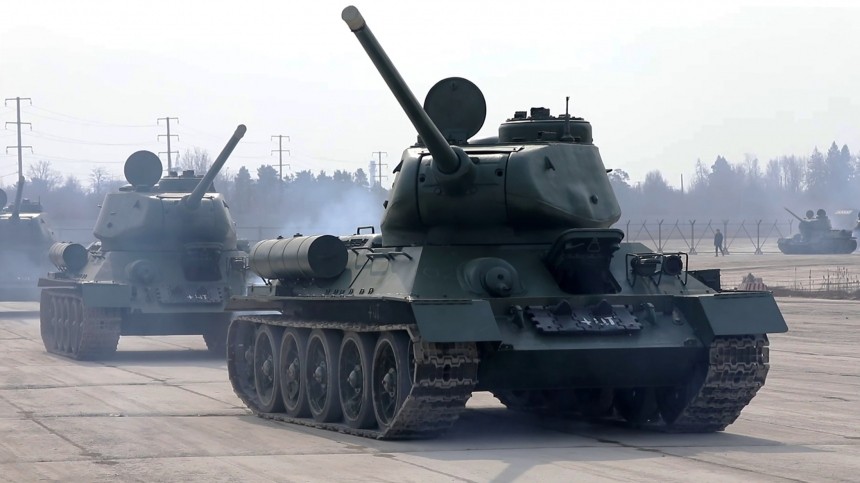 Британский историк Холланд предпочел американский танк российскому Т-34