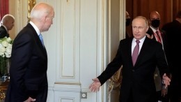 Ушаков рассказал об отмеченных Путиным «красных линиях» в разговоре с Байденом