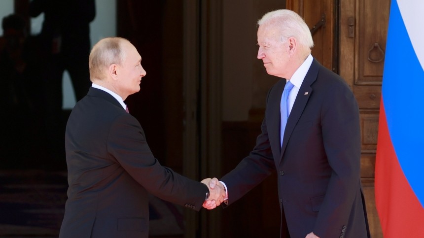 Зеленский позитивно оценил переговоры Байдена и Путина