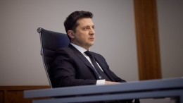 Экс-глава офиса Зеленского указал на странные изменения в поведении президента