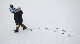 Найденного на морозе малыша в Хабаровском крае выписали домой