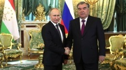 Владимир Путин провел встречу с президентом Таджикистана Эмомали Рахмоном