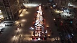 Автоелки «шагают» по России в преддверии Нового года