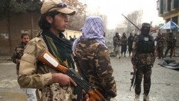 Местные военные в Кабуле открыли стрельбу по женщинам