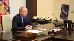 Путин поздравил глав зарубежных государств с Новым годом и Рождеством