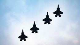 Аналитик предрек США катастрофу при налете истребителей F-35 на Россию с Черного моря