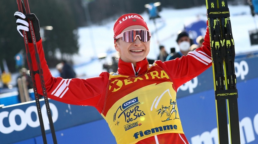 Непряева стала первой российской лыжницей, победившей в общем зачете «Тур де Ски»