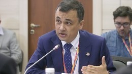 Кремль не будет судить о казахском министре Умарове по «неловким словам»