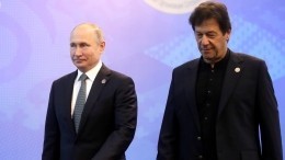 Путин провел телефонный разговор с премьером Пакистана