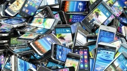 Пустить пыль в глаза и вернуть: В России сдают в аренду мобильные телефоны